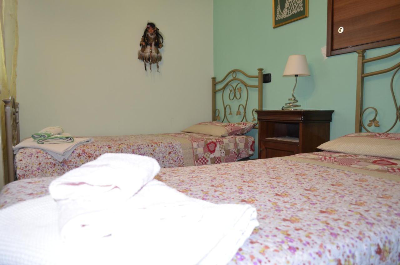 B&B Le Colonne Montefusco Eksteriør bilde