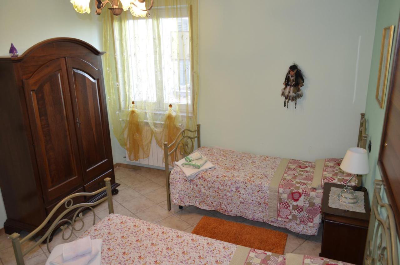 B&B Le Colonne Montefusco Eksteriør bilde