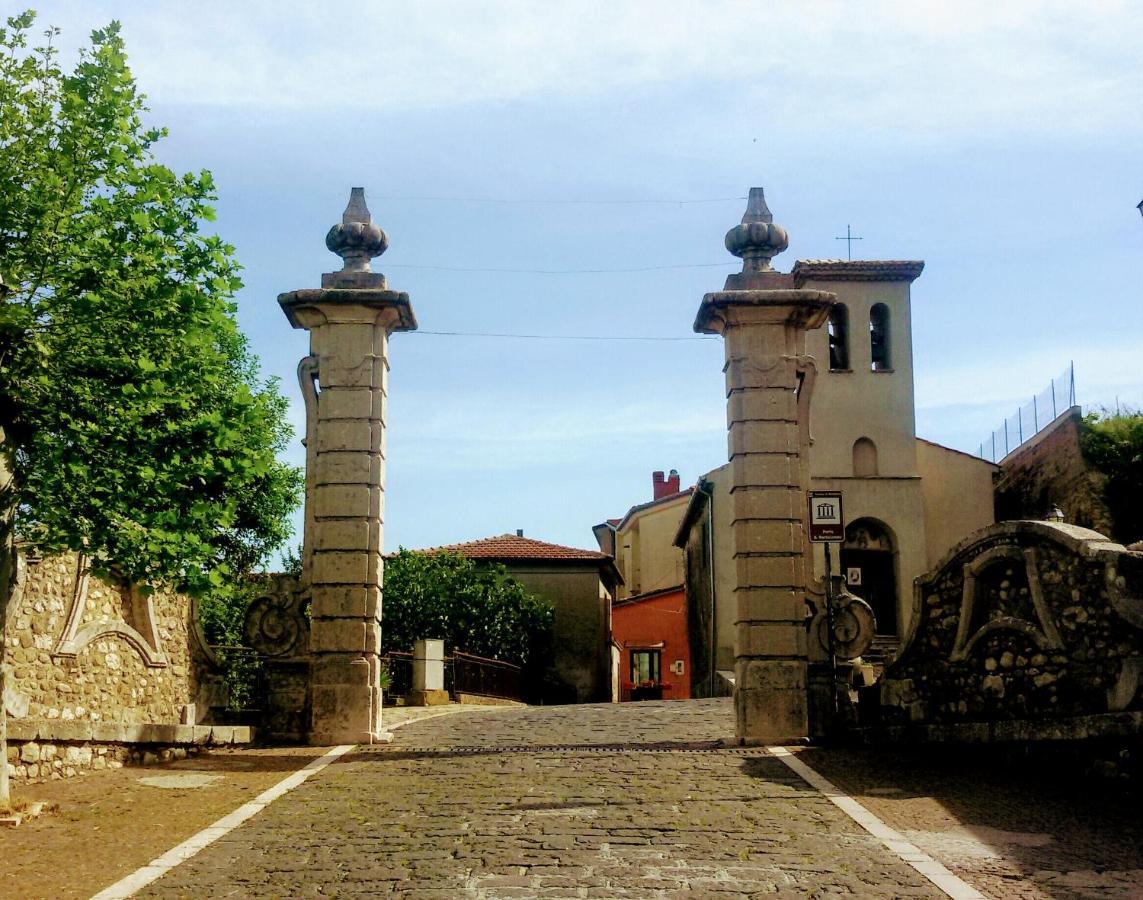 B&B Le Colonne Montefusco Eksteriør bilde