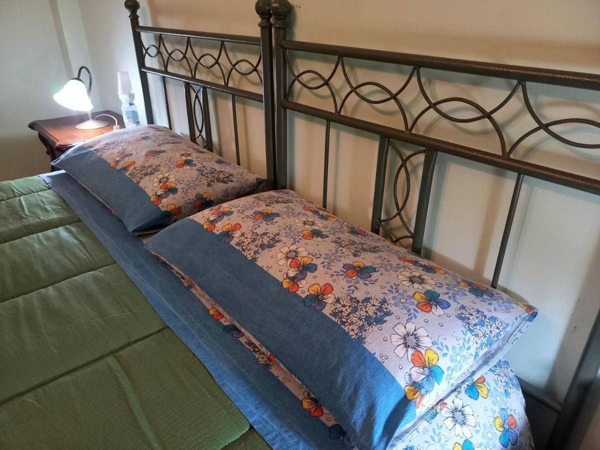 B&B Le Colonne Montefusco Eksteriør bilde